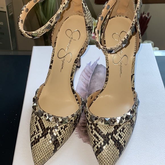 Python print studded pumps - Picture 2 of 6